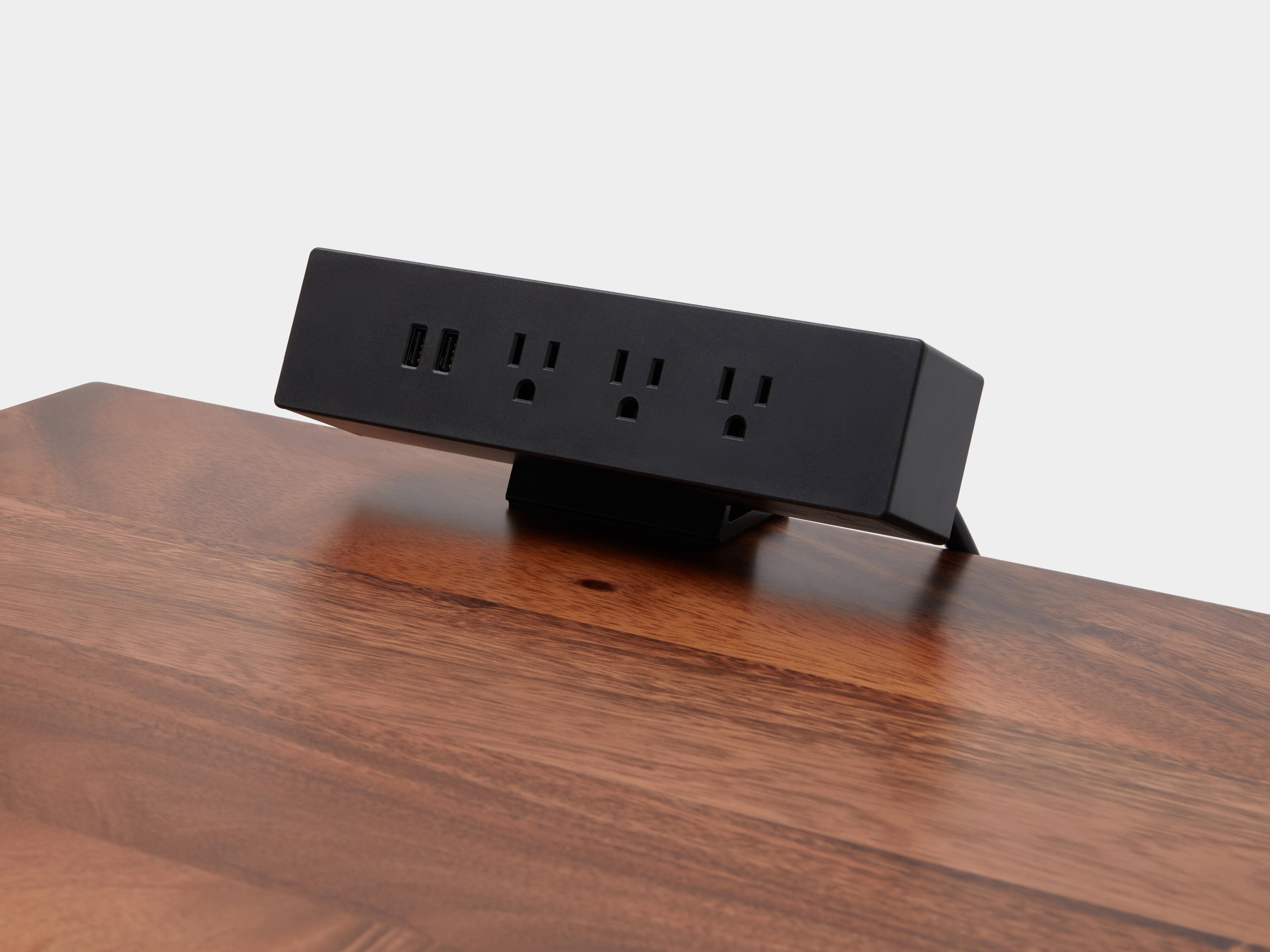 Clamp-Mounted Surge Protector
VORII